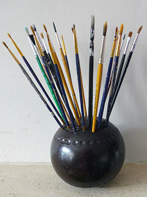 Small Unusual Paintbrush Holder